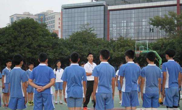 綦江縣打通鎮(zhèn)大羅學(xué)?！赋踔胁俊?></a></div>
            <dl>
              <dt><a href=