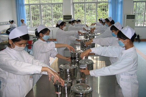 女孩上技校學(xué)什么專業(yè)好 女孩上技校學(xué)什么專業(yè)好
