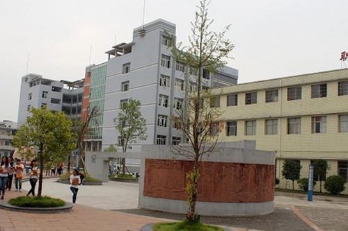 成都工程職業(yè)技術(shù)學(xué)校2021年春招招生簡(jiǎn)章 成都工程職業(yè)技術(shù)學(xué)校2021年春招招生簡(jiǎn)章